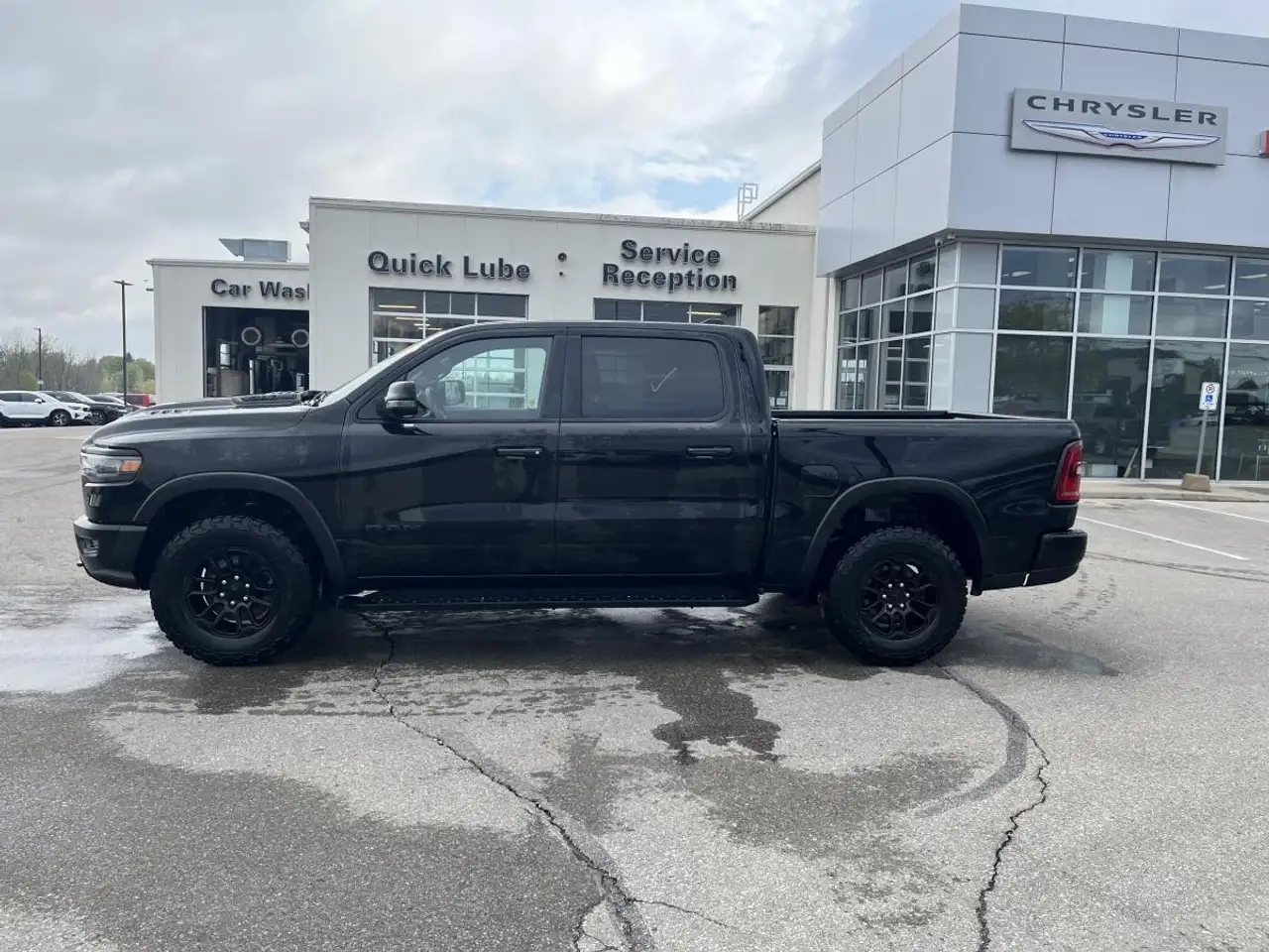 RAM 1500 снимка RAM 1500