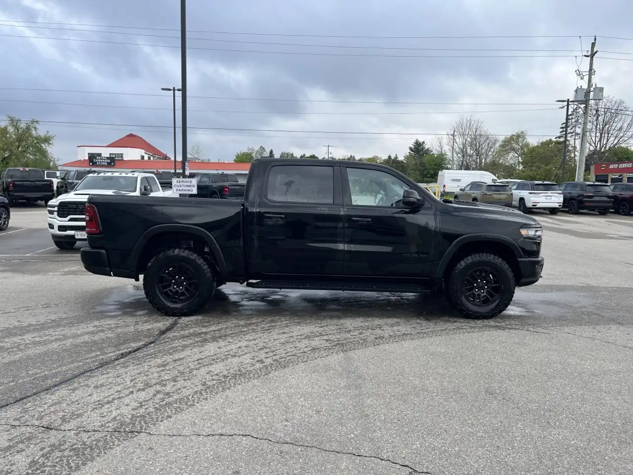 RAM 1500 снимка RAM 1500