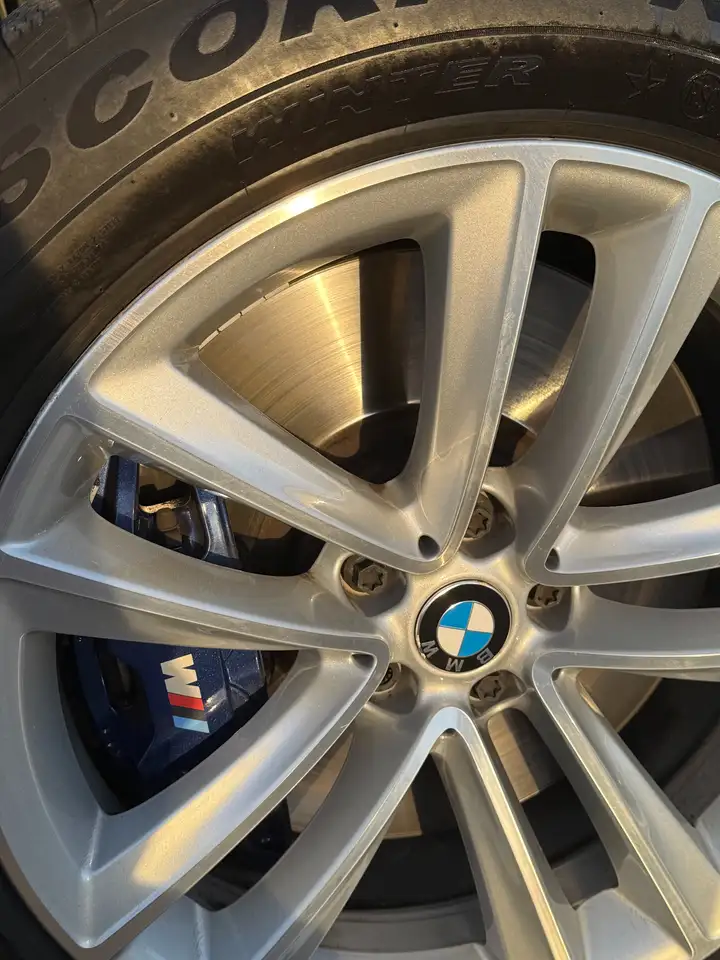 BMW X5 снимка BMW X5