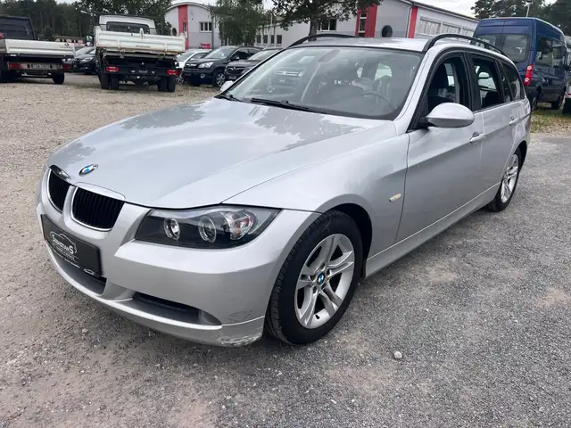 BMW 3 Series main image