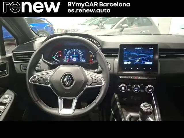 Renault Clio view 13