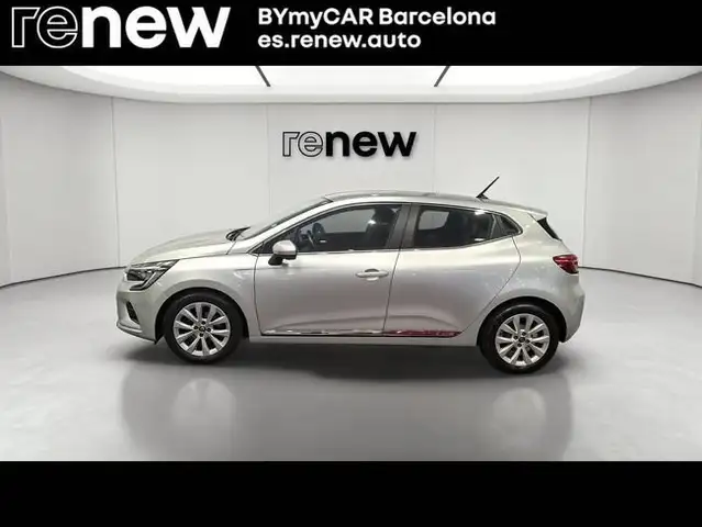 Renault Clio view 4
