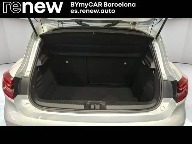 Renault Clio view 11