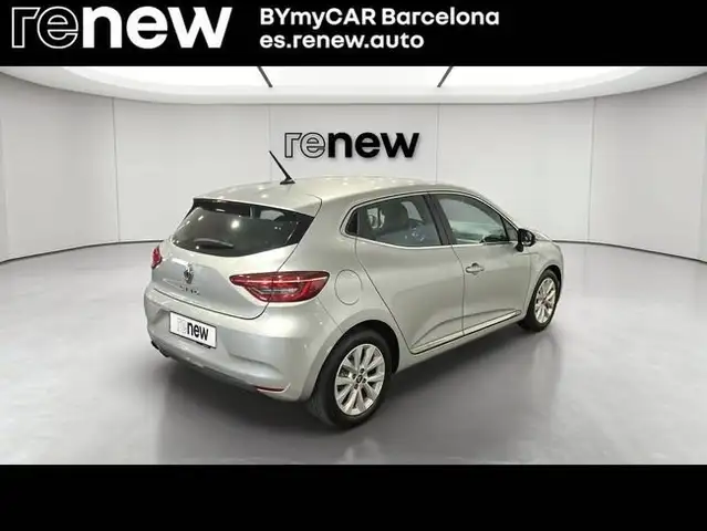 Renault Clio view 3