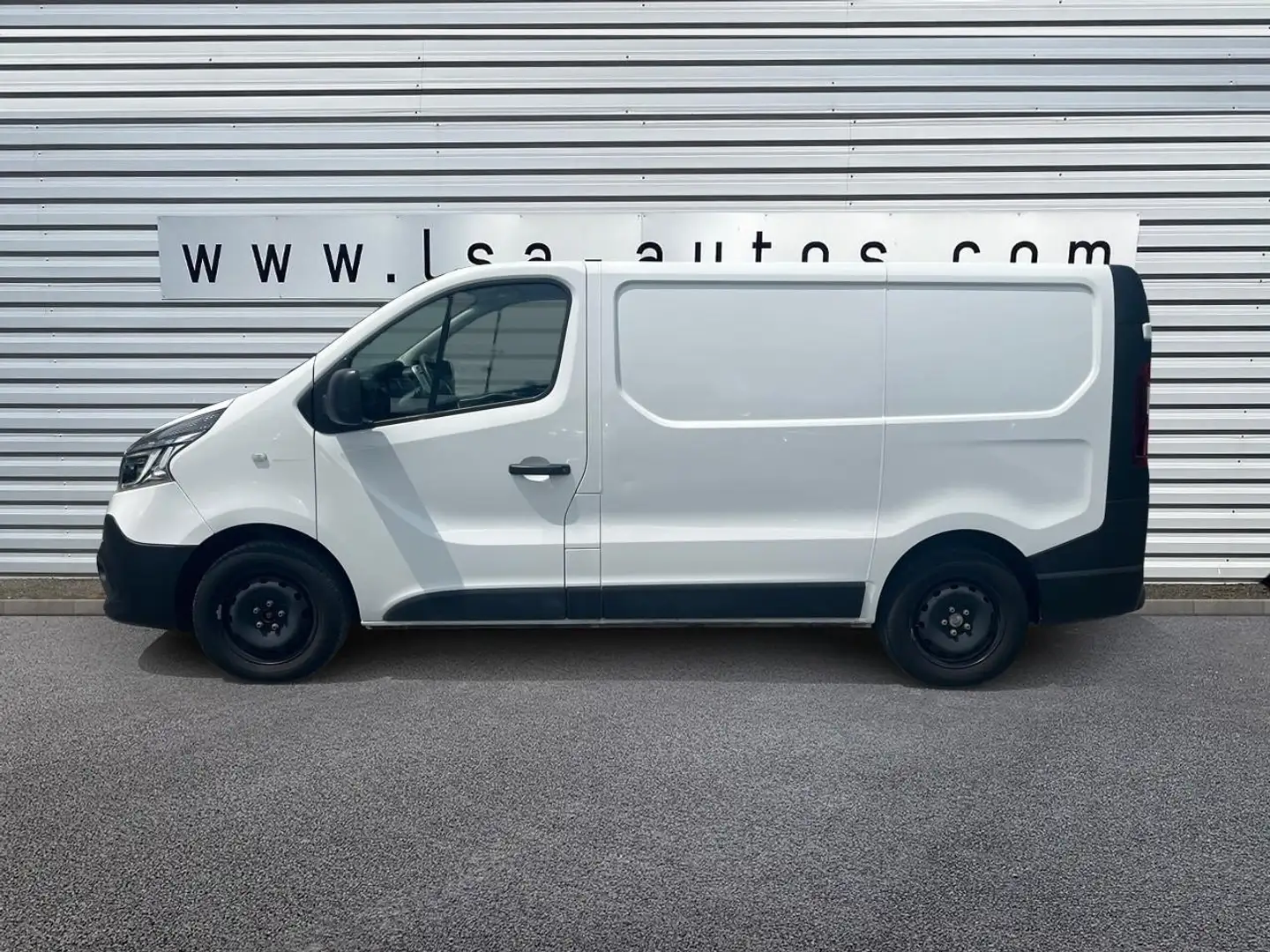 Renault Trafic 2.0 dCi 120 Fourgon Grand Confort L1H1 1200 Kg Blanc - 2