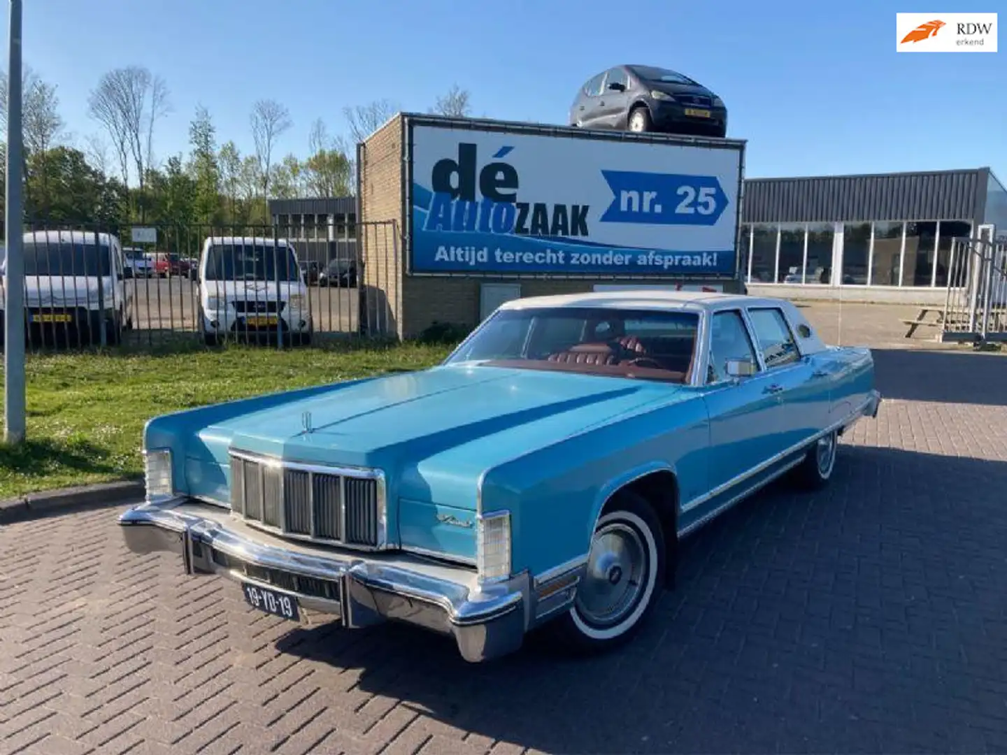 Lincoln Continental 7.5 Mavi - 1