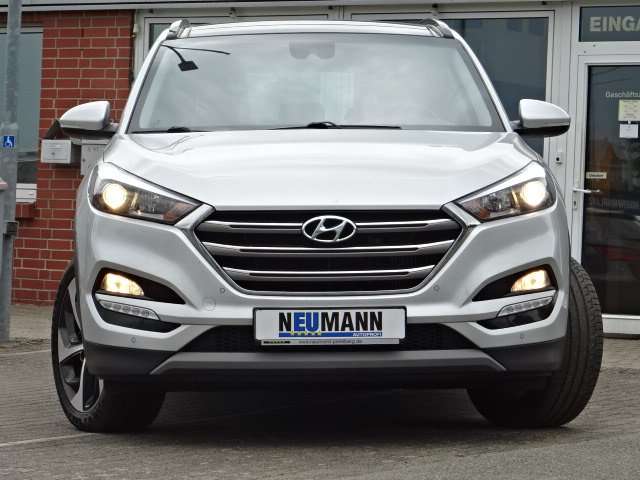 Hyundai TUCSON 2.0 CRDi 4WD Premium