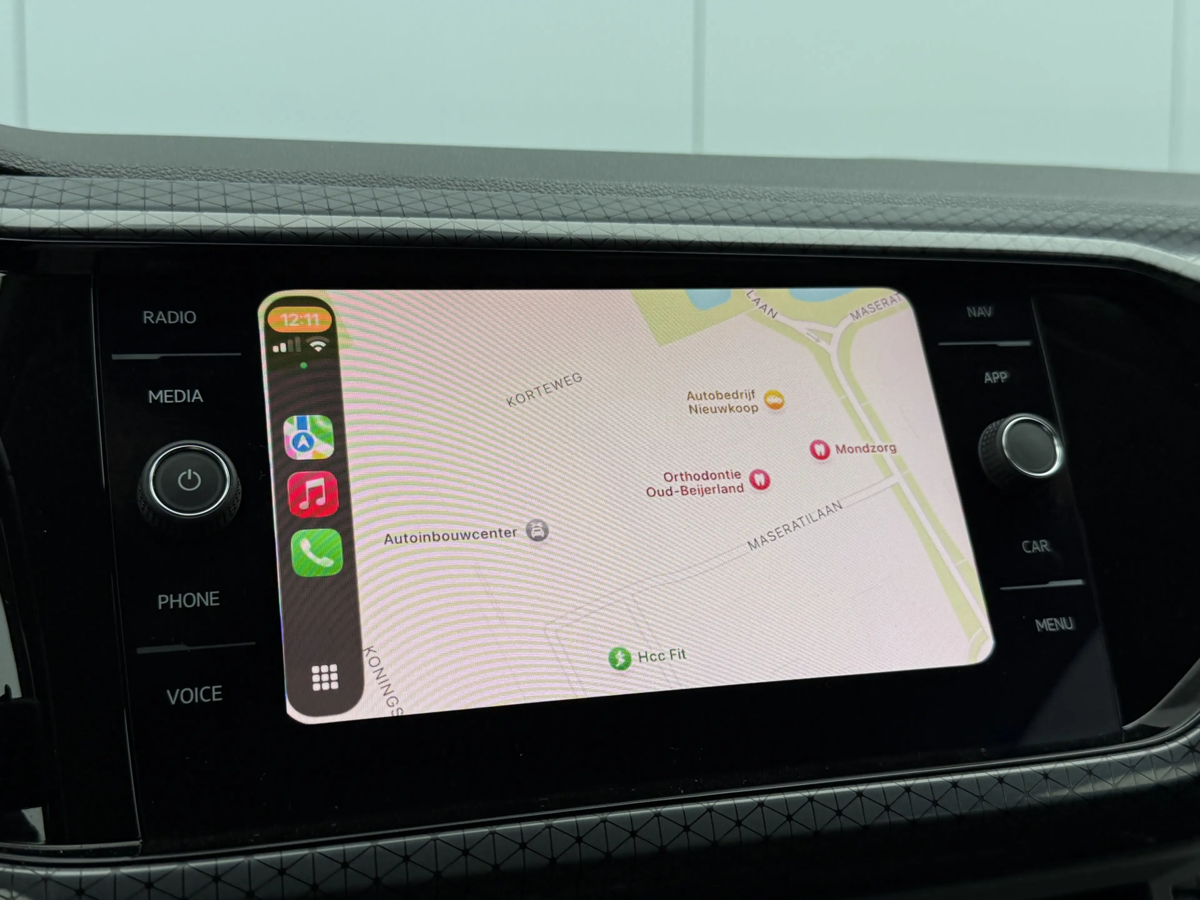 Volkswagen T-Cross 1.0 TSI Style Apple Carplay/18inch/Climate. — photo 32