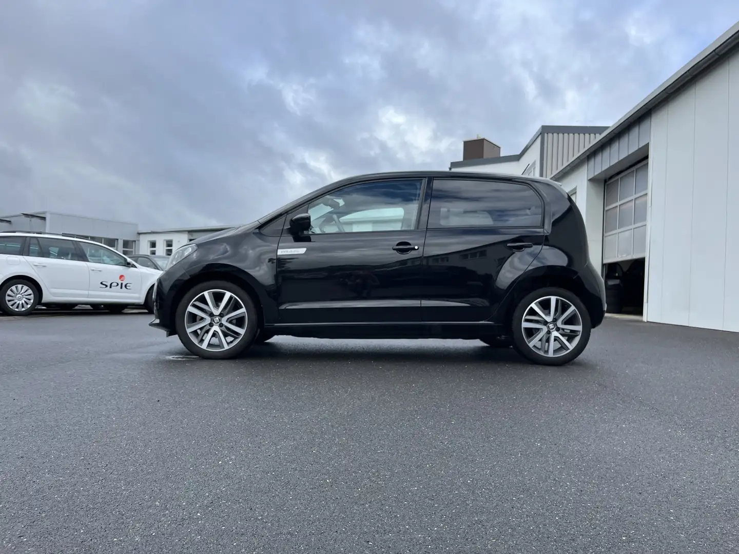 SEAT Mii electric Plus Edition Power Charge 77€ m. 20% An Schwarz - 2