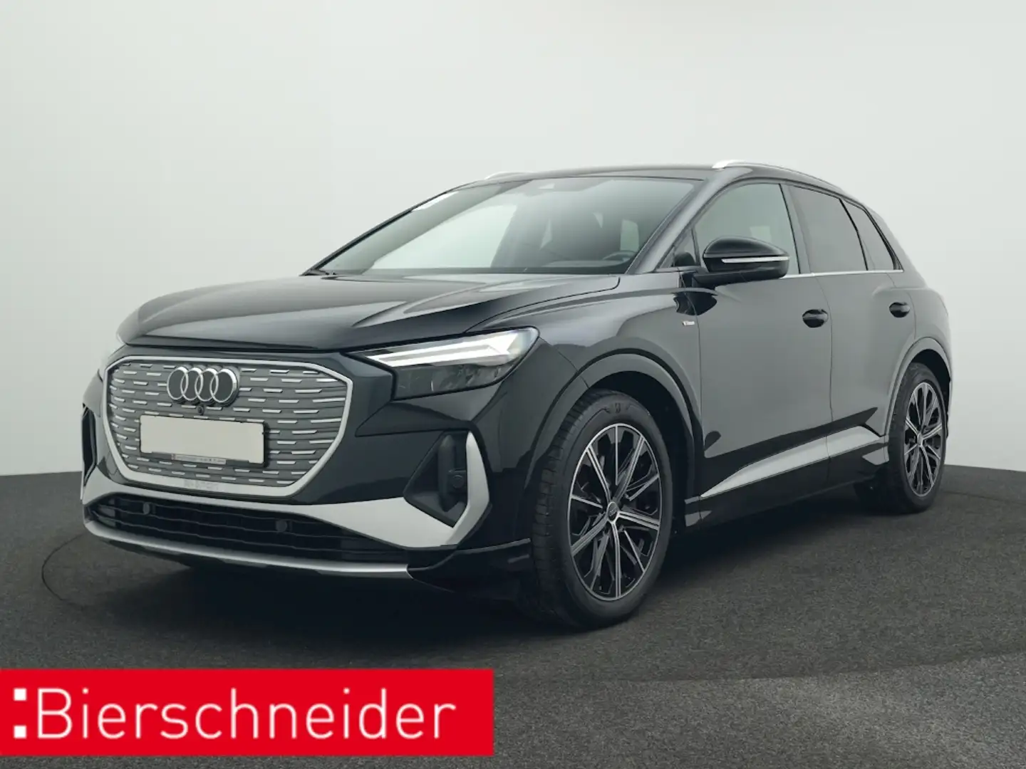 Audi Q4 e-tron 40 S line NAVI PDC SHZ ALU 20 Schwarz - 1