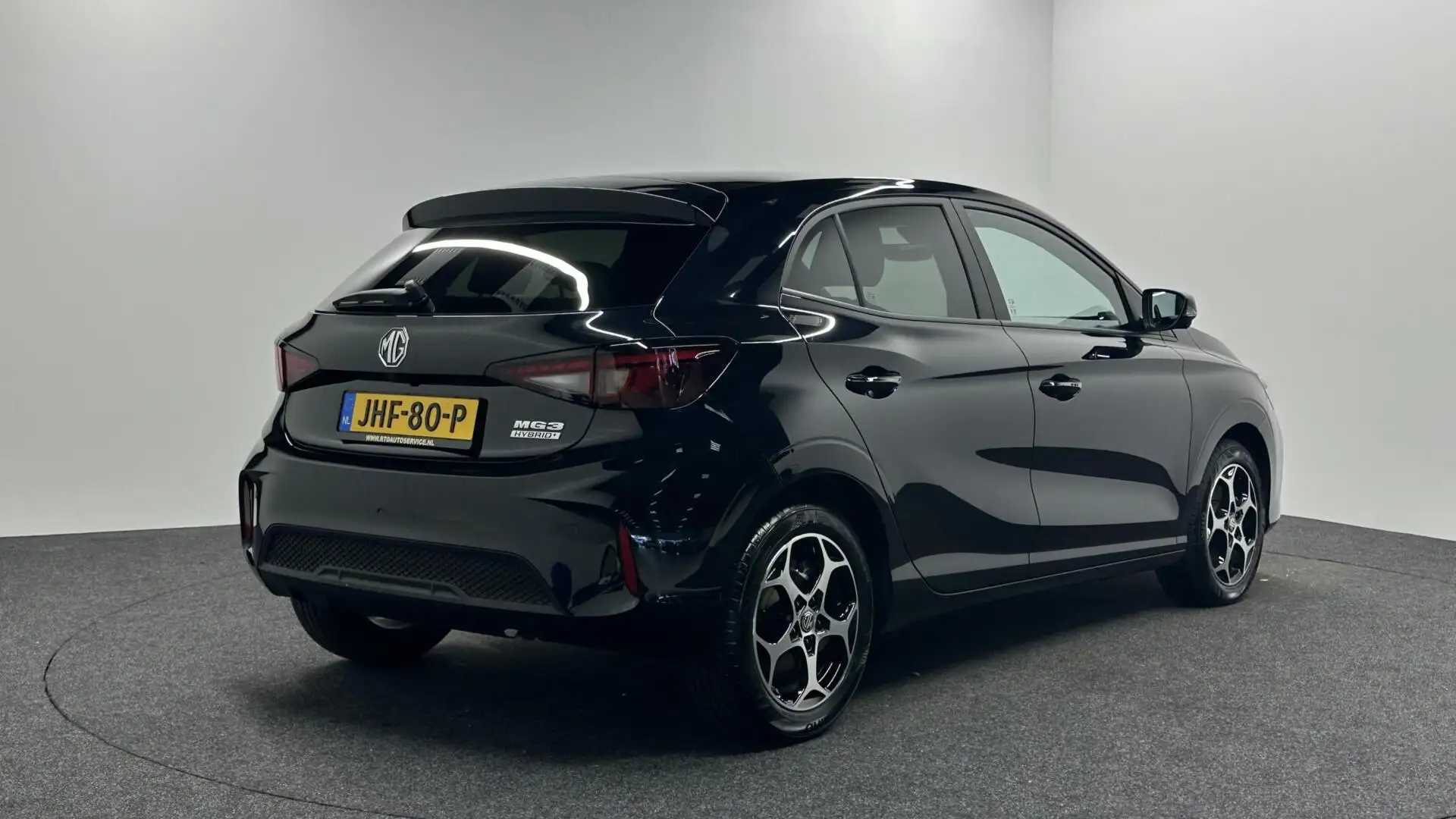 MG MG3 Hybrid+ 1.5 Hybrid+ Luxury CARPLAY NAVI LM 13000 K Zwart - 2