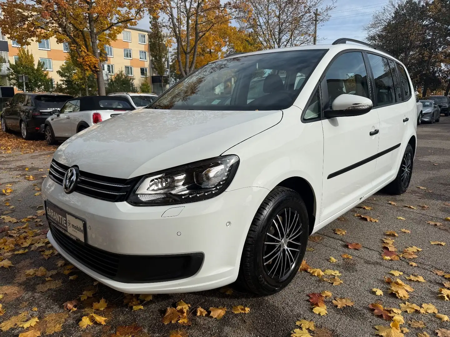 Volkswagen Touran Trendline 1.2~Klima~LED~PDC~Temp~Radio Blanc - 1