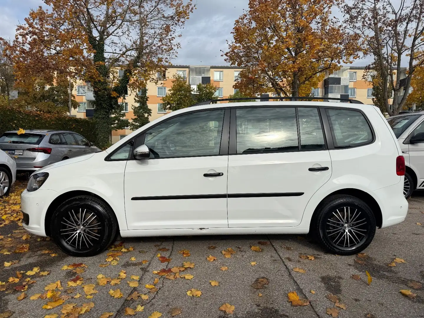 Volkswagen Touran Trendline 1.2~Klima~LED~PDC~Temp~Radio Blanc - 2