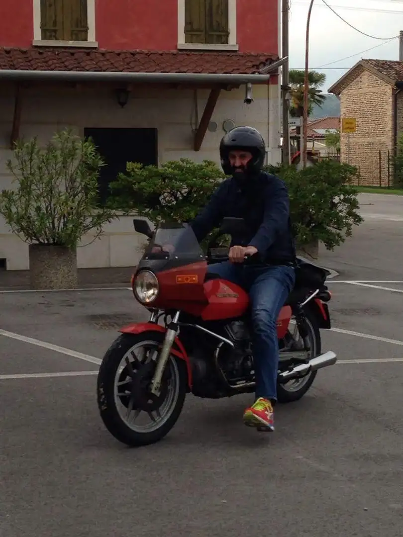 Moto Guzzi V 35 - 1