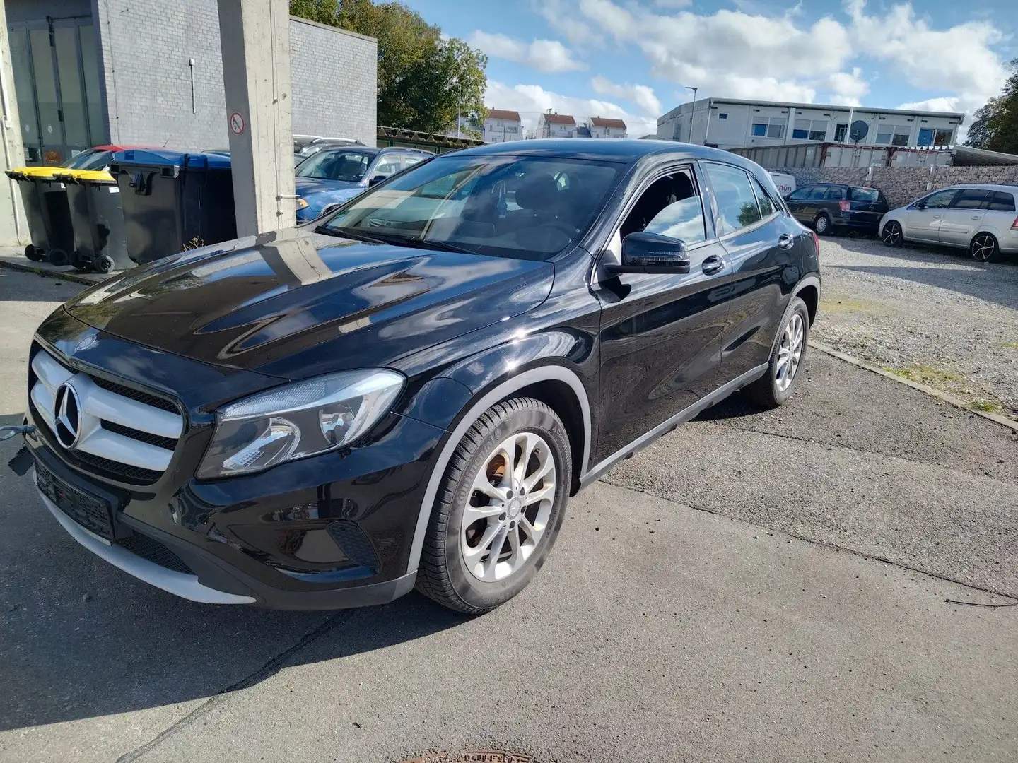 Mercedes-Benz GLA 180 GLA -Klasse GLA 180 Schwarz - 2