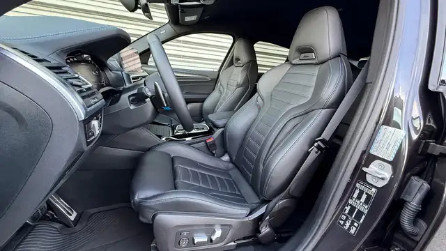 BMW X4 M40d M-Sportpaket Ansicht 13