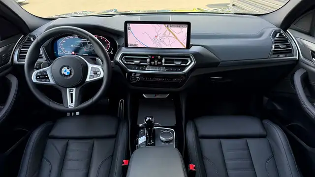 BMW X4 M40d M-Sportpaket Ansicht 24