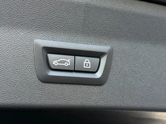 BMW X4 M40d M-Sportpaket Ansicht 37