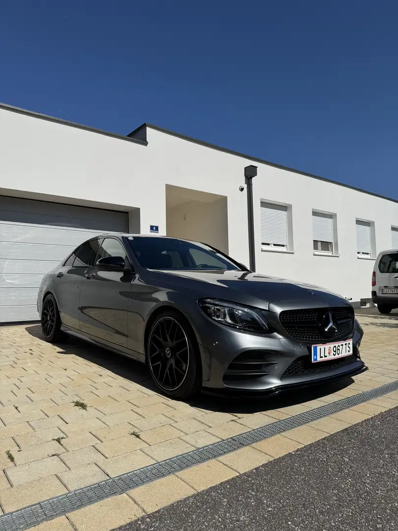 Mercedes-Benz C 220 d W205 Facelift AMG-Line Grau - 1