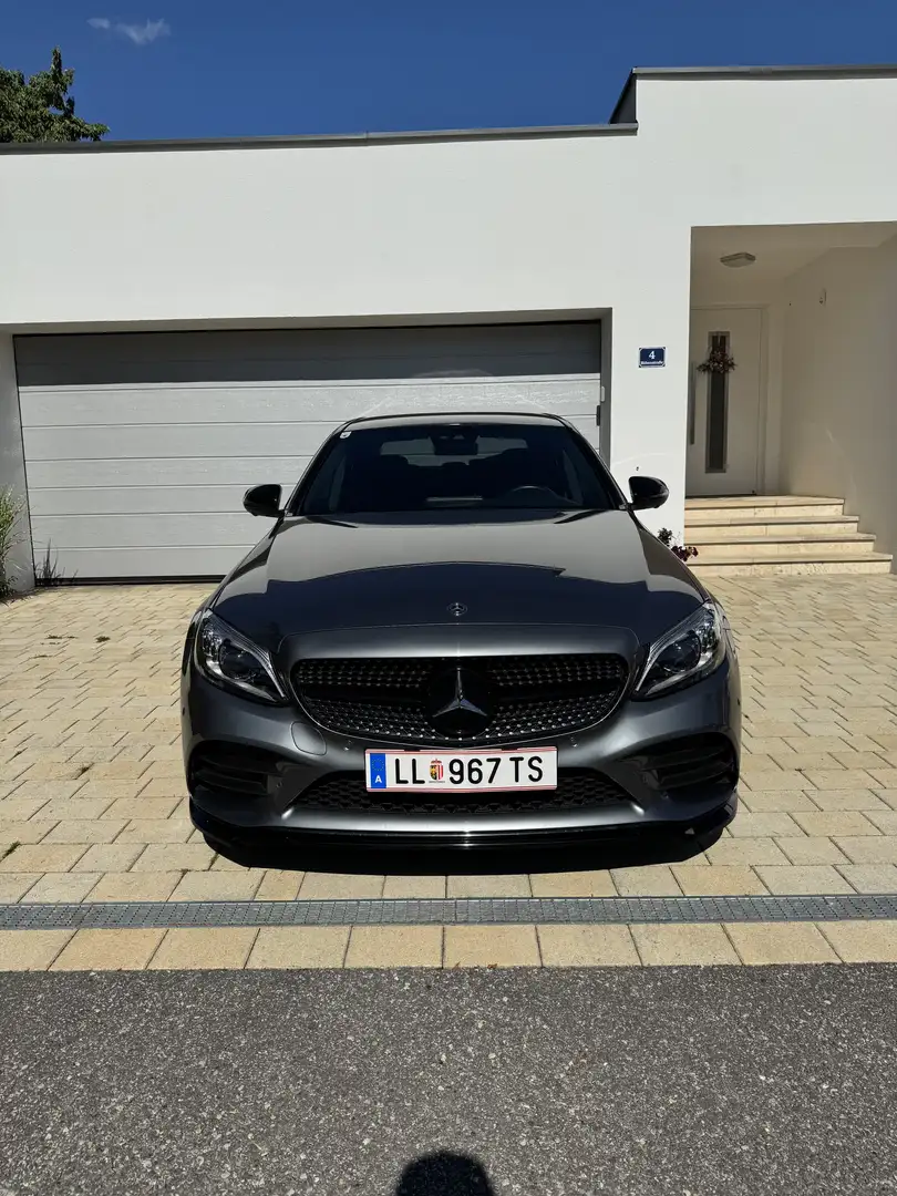 Mercedes-Benz C 220 d W205 Facelift AMG-Line Grau - 2