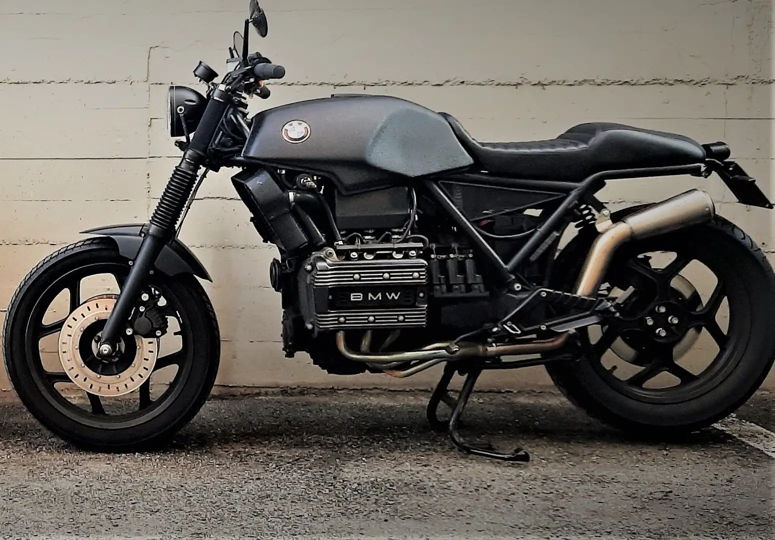 BMW K 75 Cafe Racer - 1