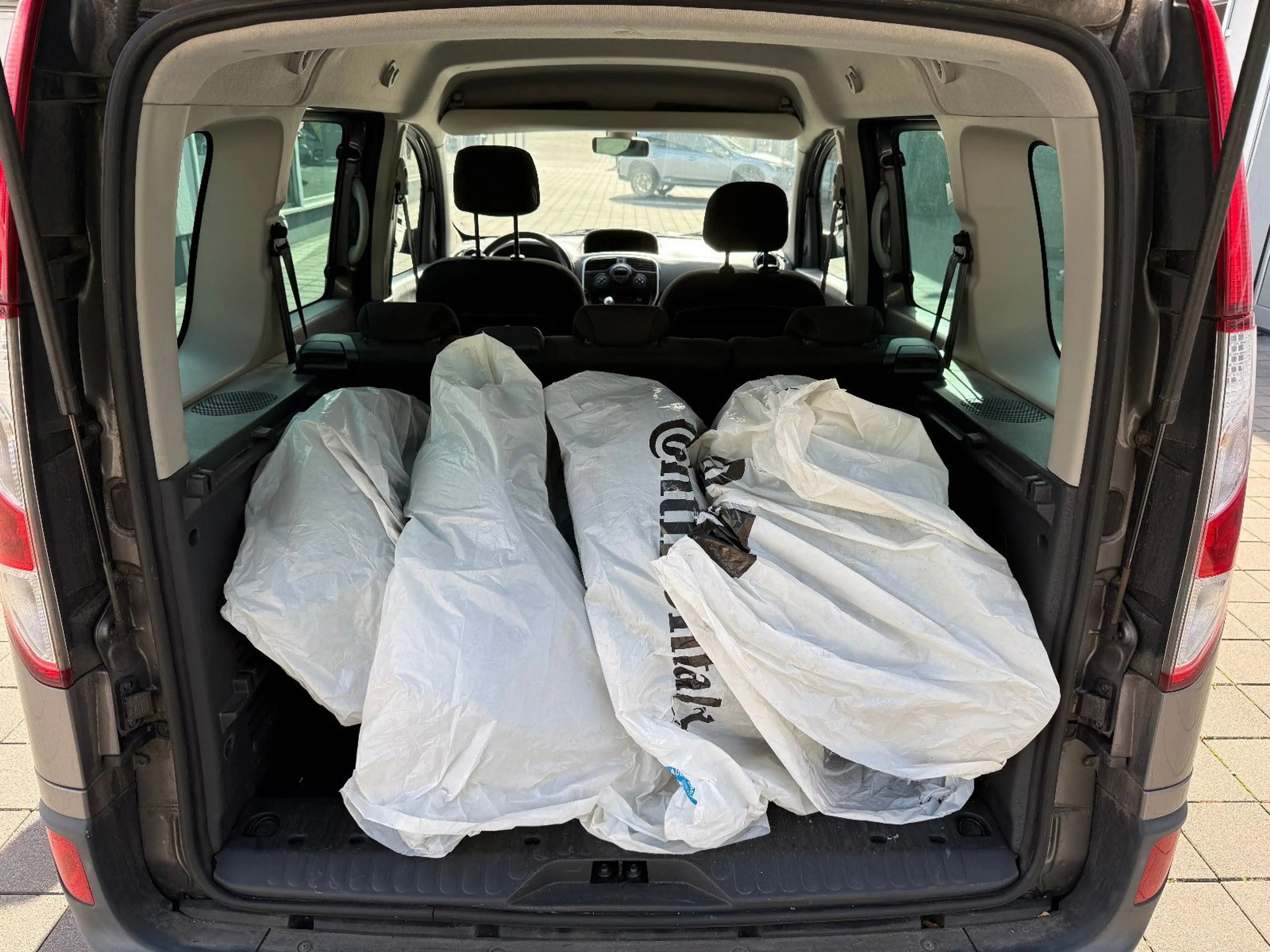 Renault Kangoo Limited*1.HAND+AHK+ALLWETTER+WINTER+SH* — photo 7