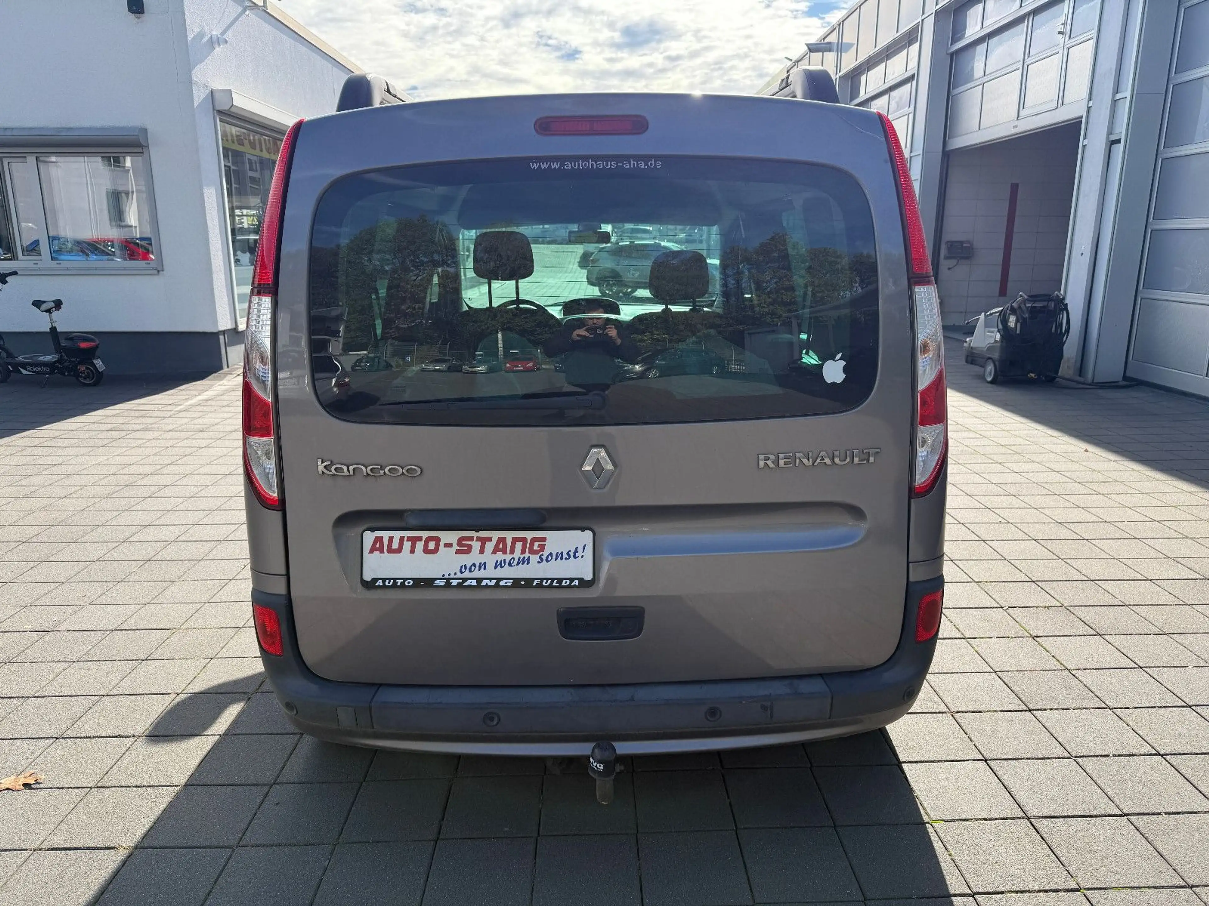 Renault Kangoo Limited*1.HAND+AHK+ALLWETTER+WINTER+SH* — photo 6