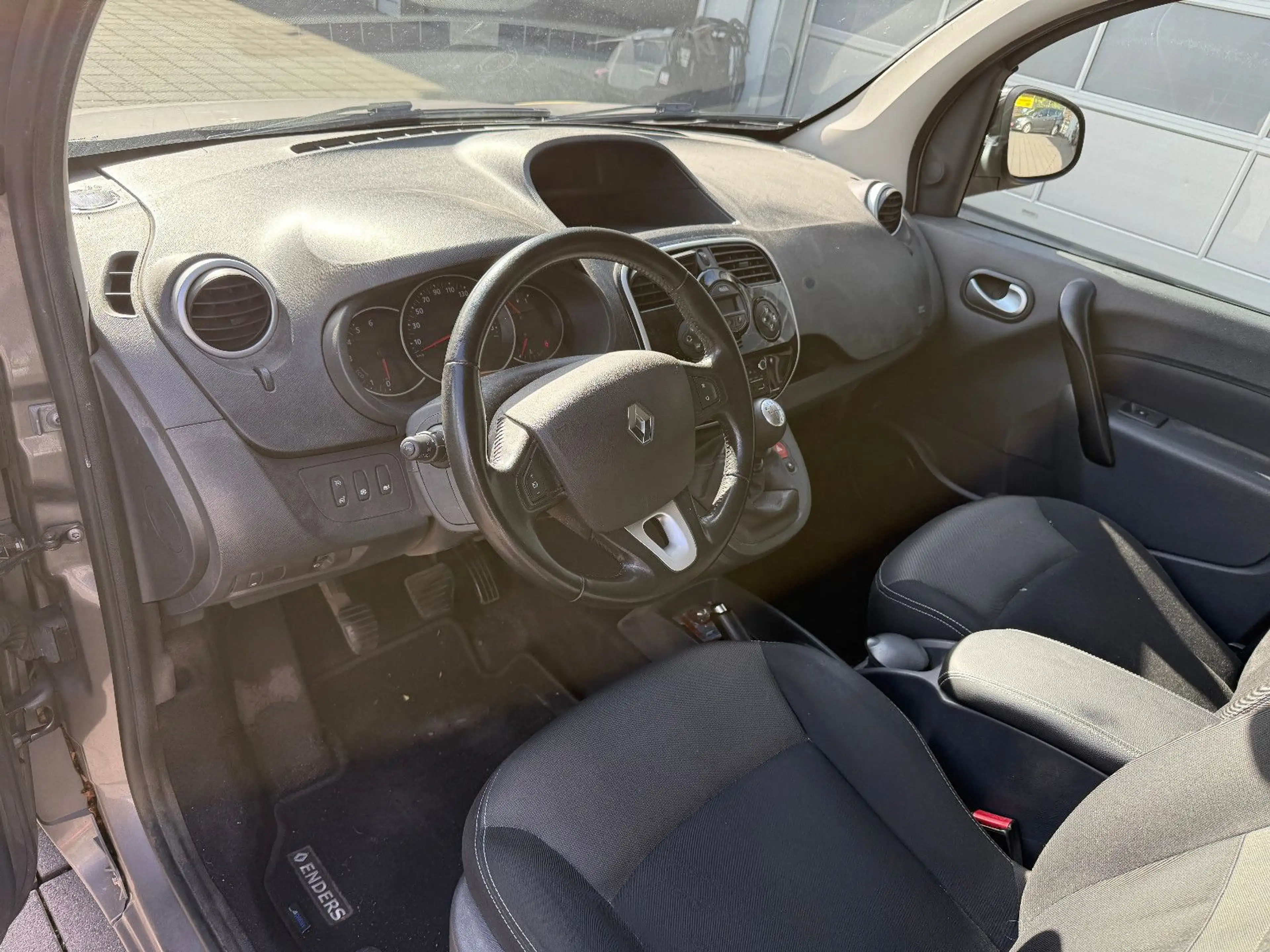Renault Kangoo Limited*1.HAND+AHK+ALLWETTER+WINTER+SH* — photo 10