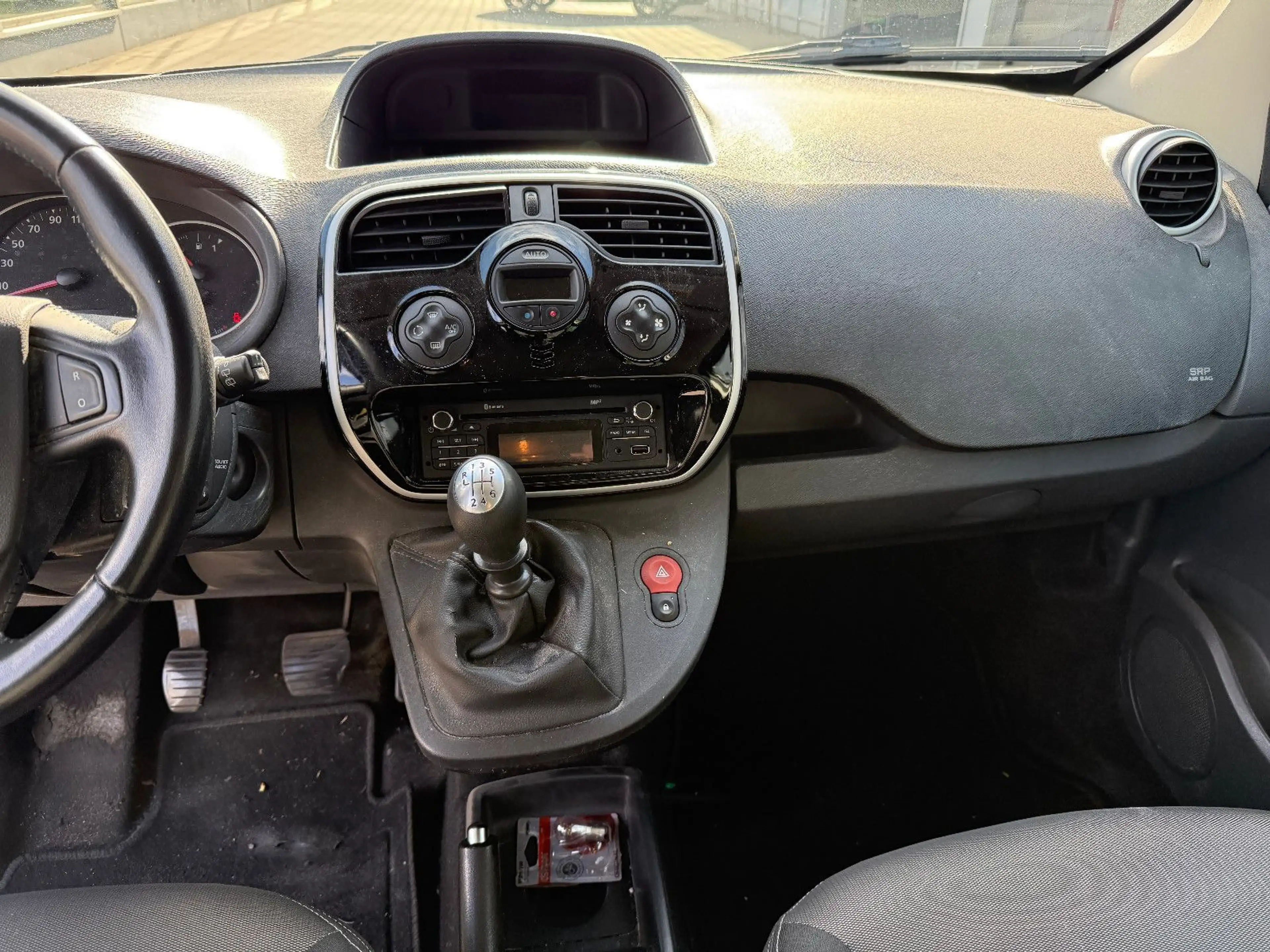 Renault Kangoo Limited*1.HAND+AHK+ALLWETTER+WINTER+SH* — photo 14