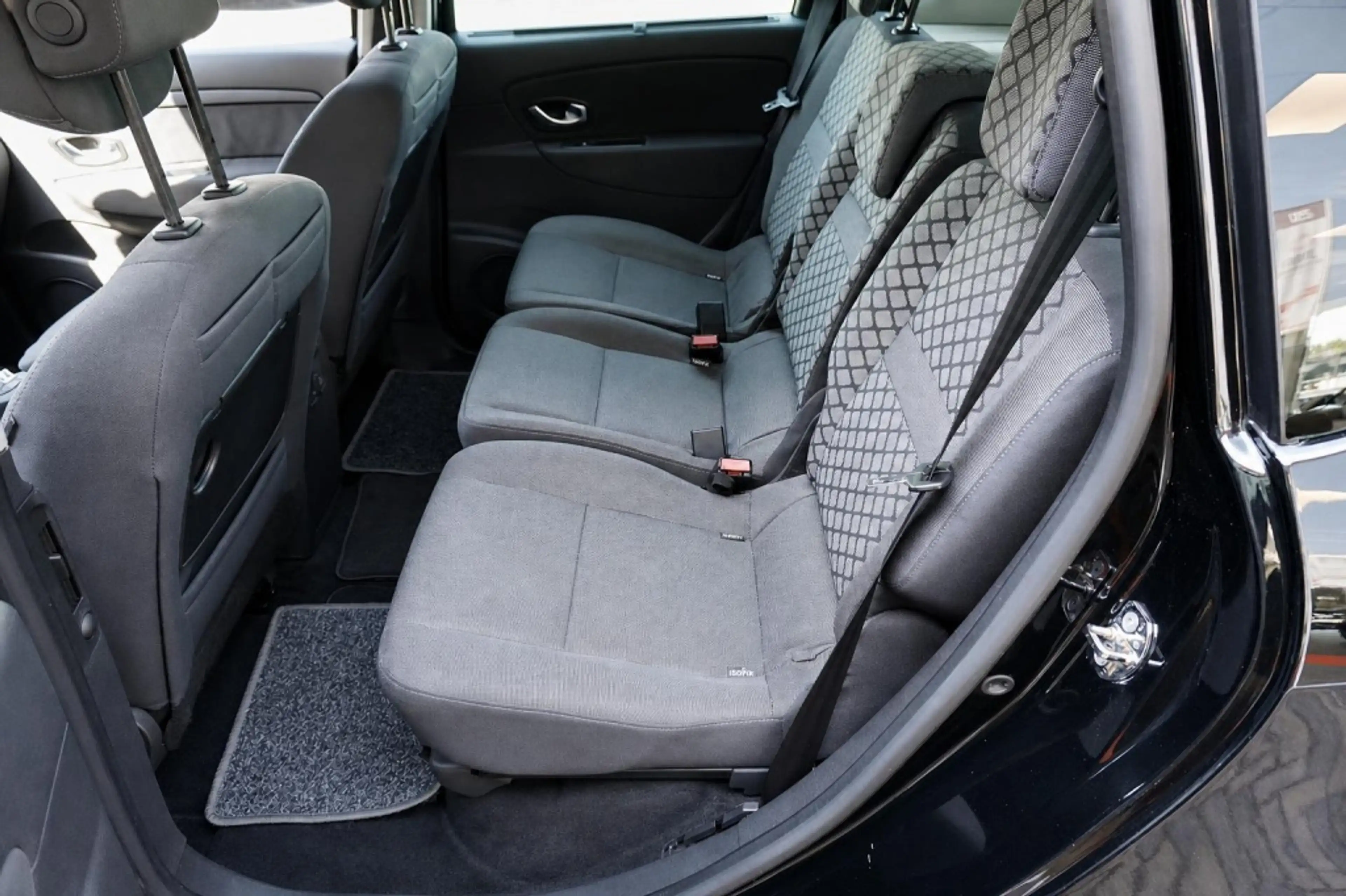 Renault Scenic 1.6 Parisiènne — photo 10