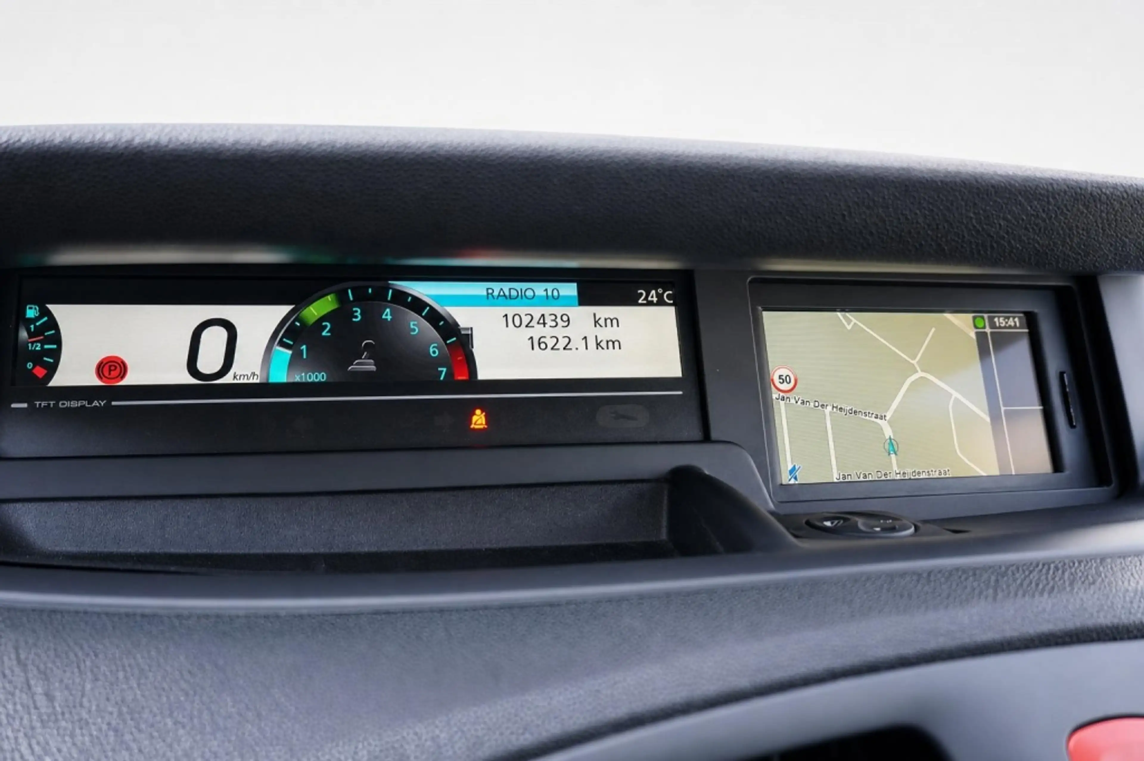 Renault Scenic 1.6 Parisiènne — photo 14