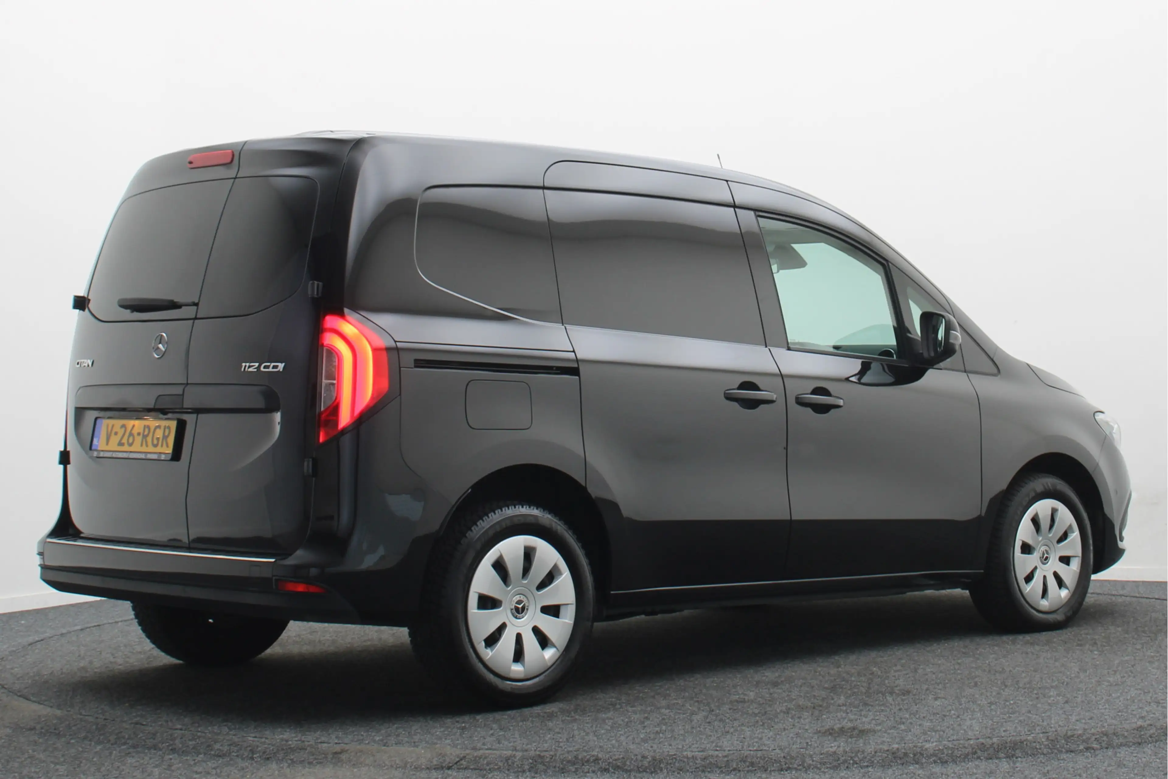 Mercedes-Benz Citan 112 CDI L1 Pro — photo 19