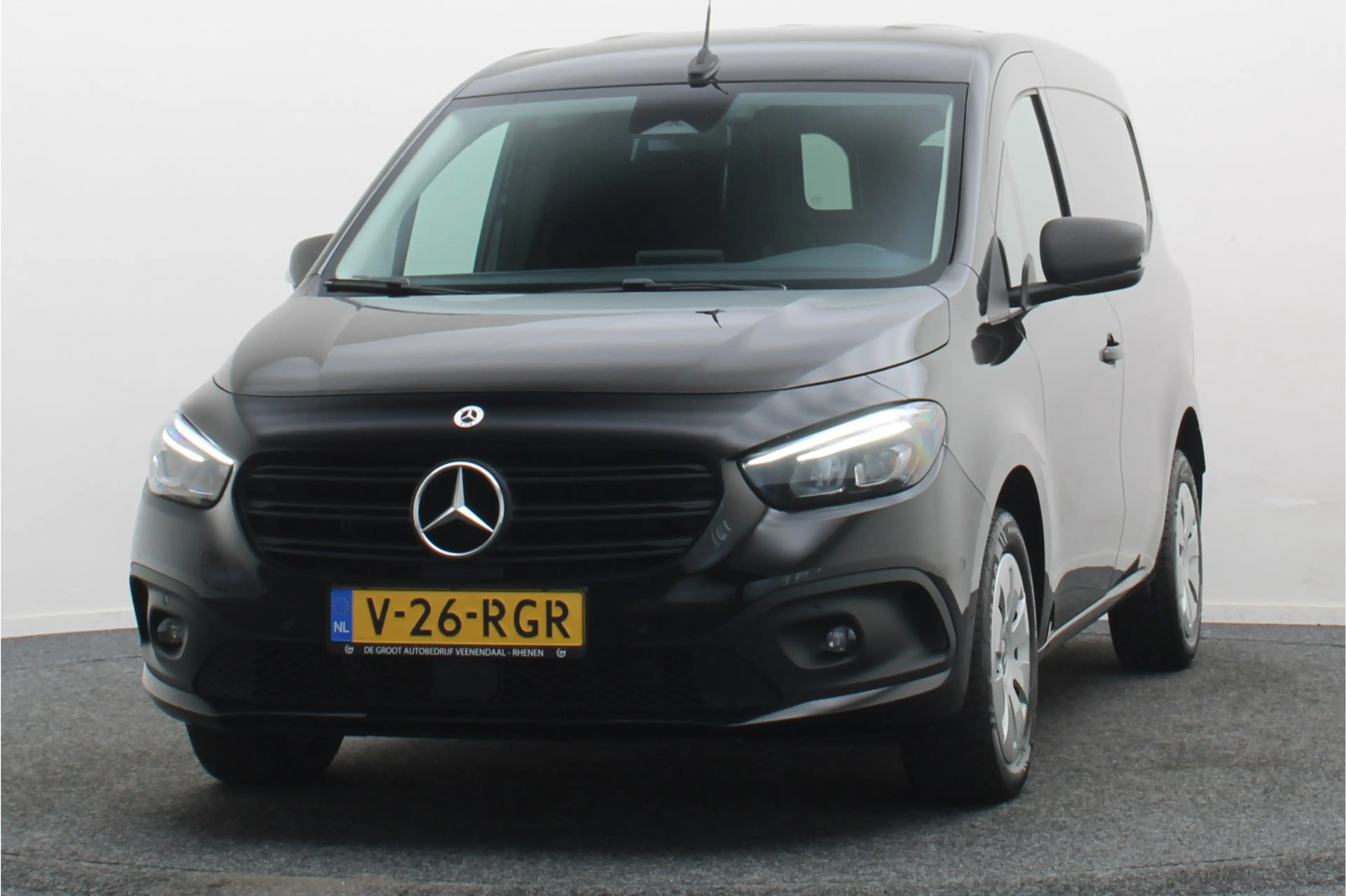 Mercedes-Benz Citan 112 CDI L1 Pro — photo 22