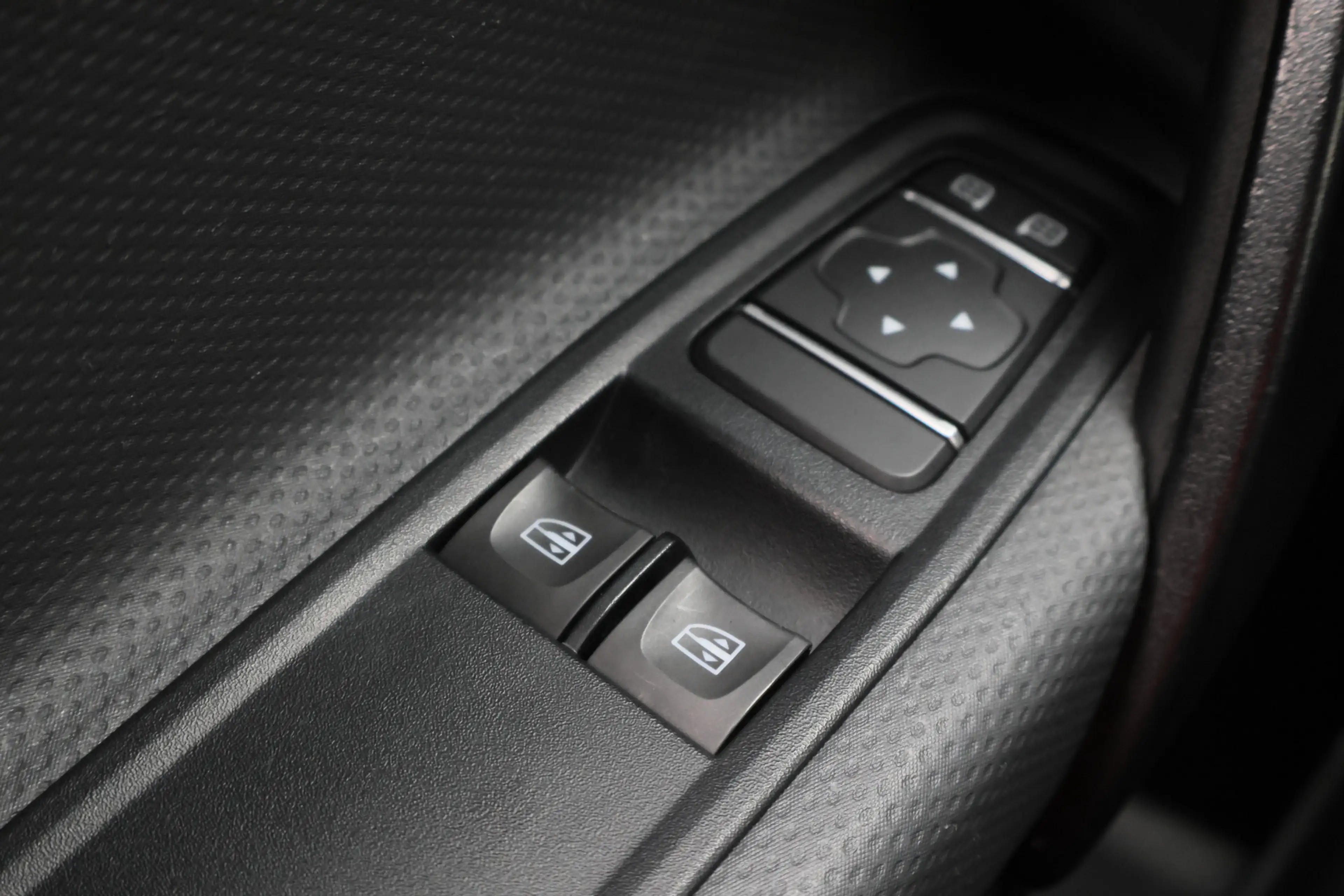Mercedes-Benz Citan 112 CDI L1 Pro — photo 29