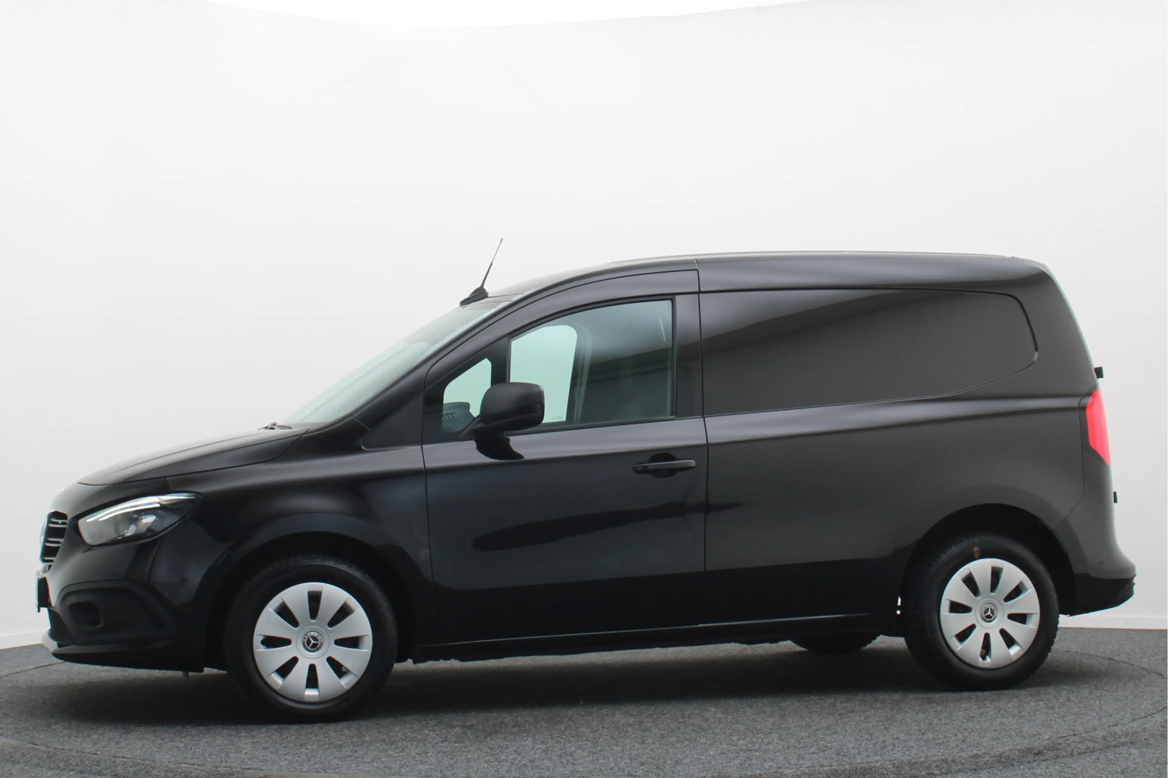 Mercedes-Benz Citan 112 CDI L1 Pro — photo 7
