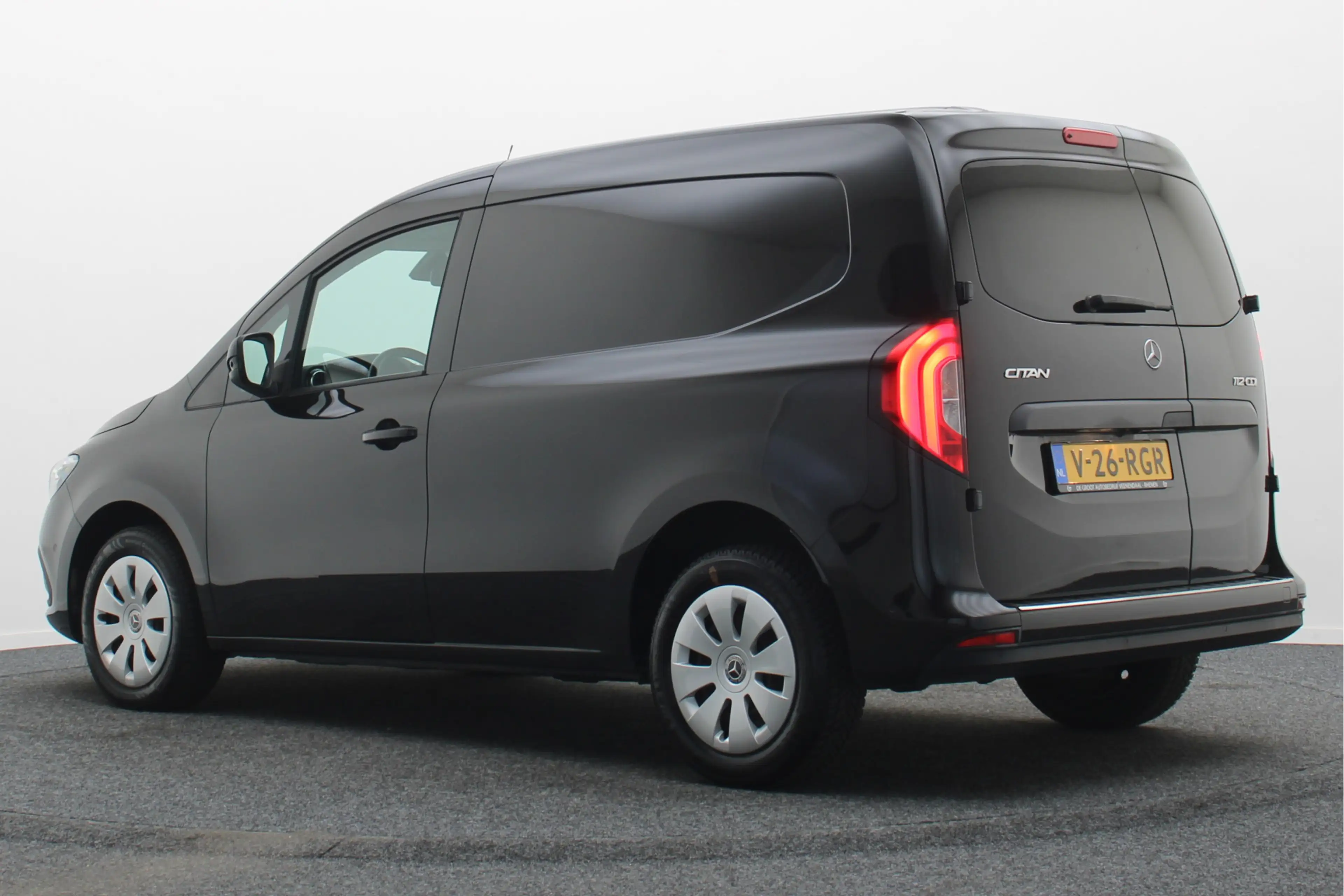 Mercedes-Benz Citan 112 CDI L1 Pro — photo 3