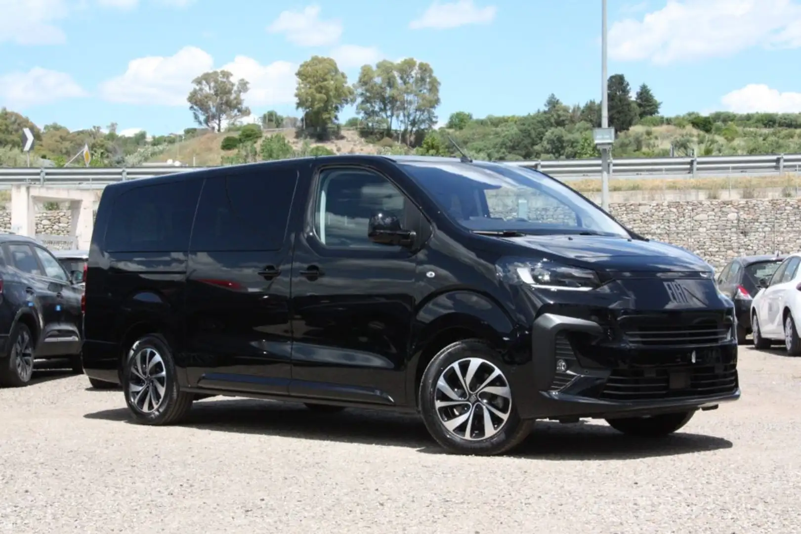 Fiat Ulysse 2.0 BlueHDi 180 CV AT8 L3 LUNGO 8 POSTI Nero - 2
