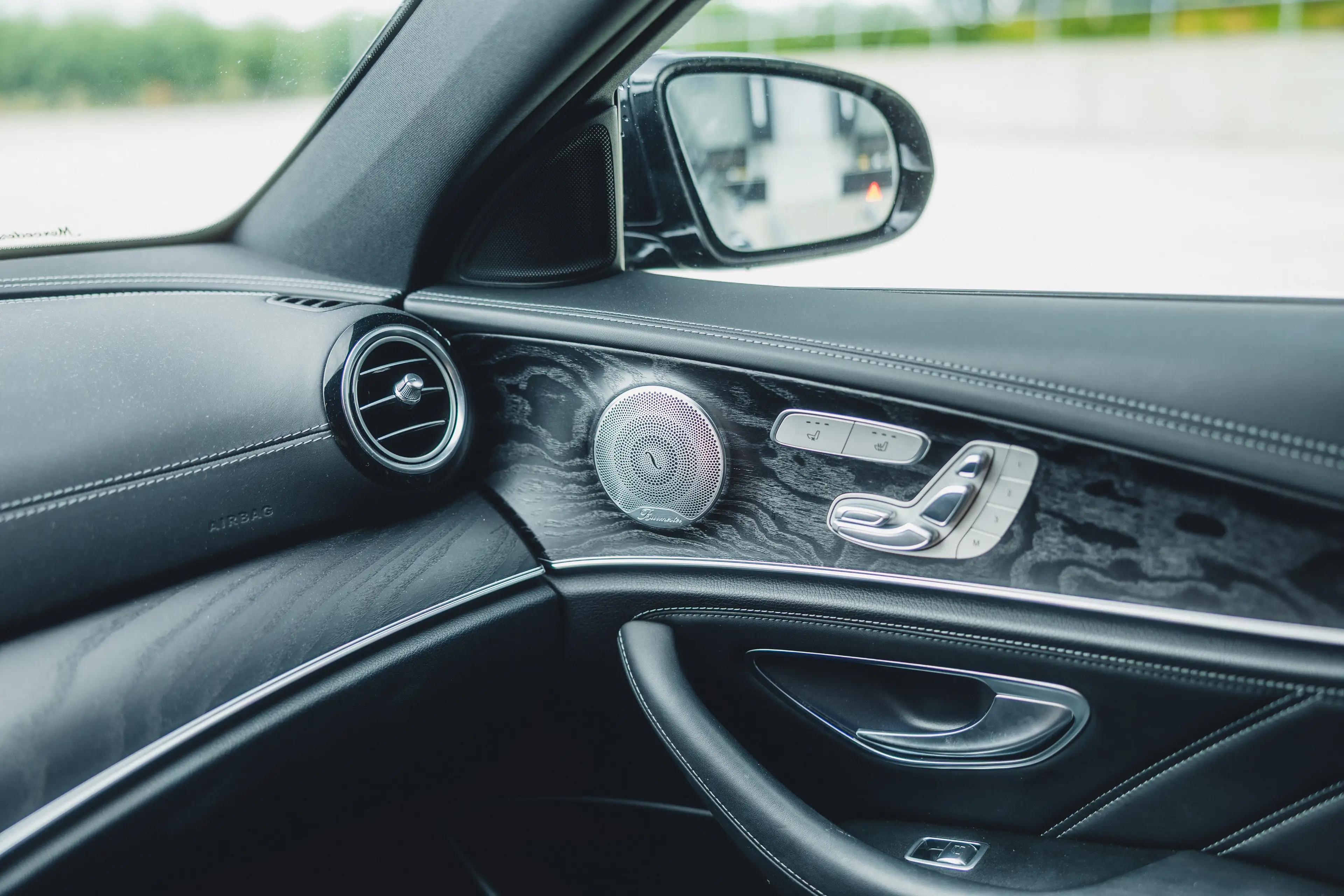 Mercedes-Benz E 63 AMG S 4Matic+ T 9G-Tronic / Pano / Massage / Kersmisch — photo 18