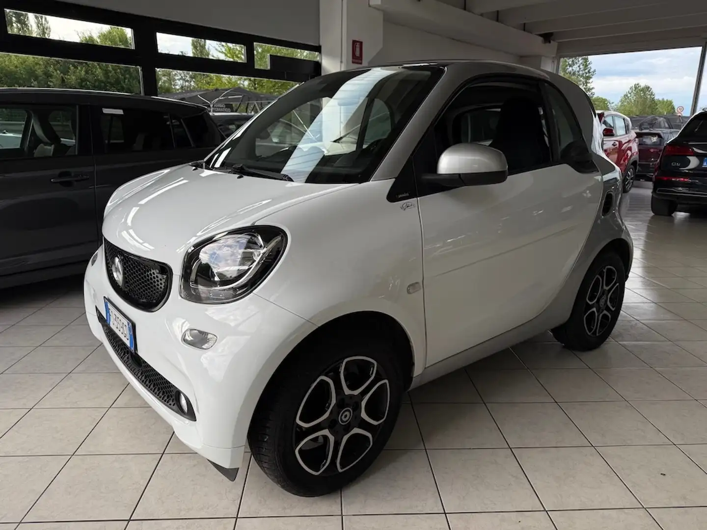 smart forTwo Fortwo 1.0 Passion 71cv twinamic my18 Bianco - 1