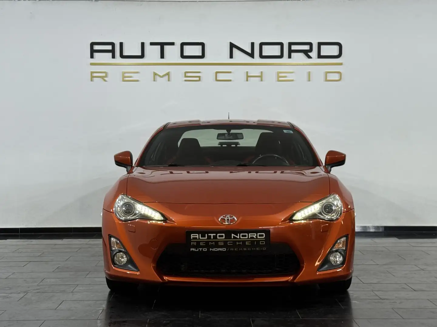Toyota GT86 *JBL*Tempomat*Navi*Xenon*Entry-Drive*2.H* Arancione - 2