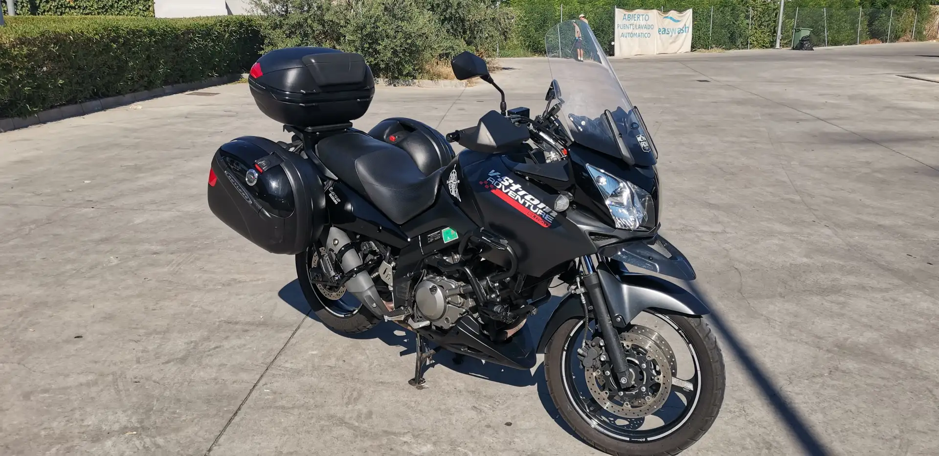 Suzuki V-Strom 650 Negro - 1