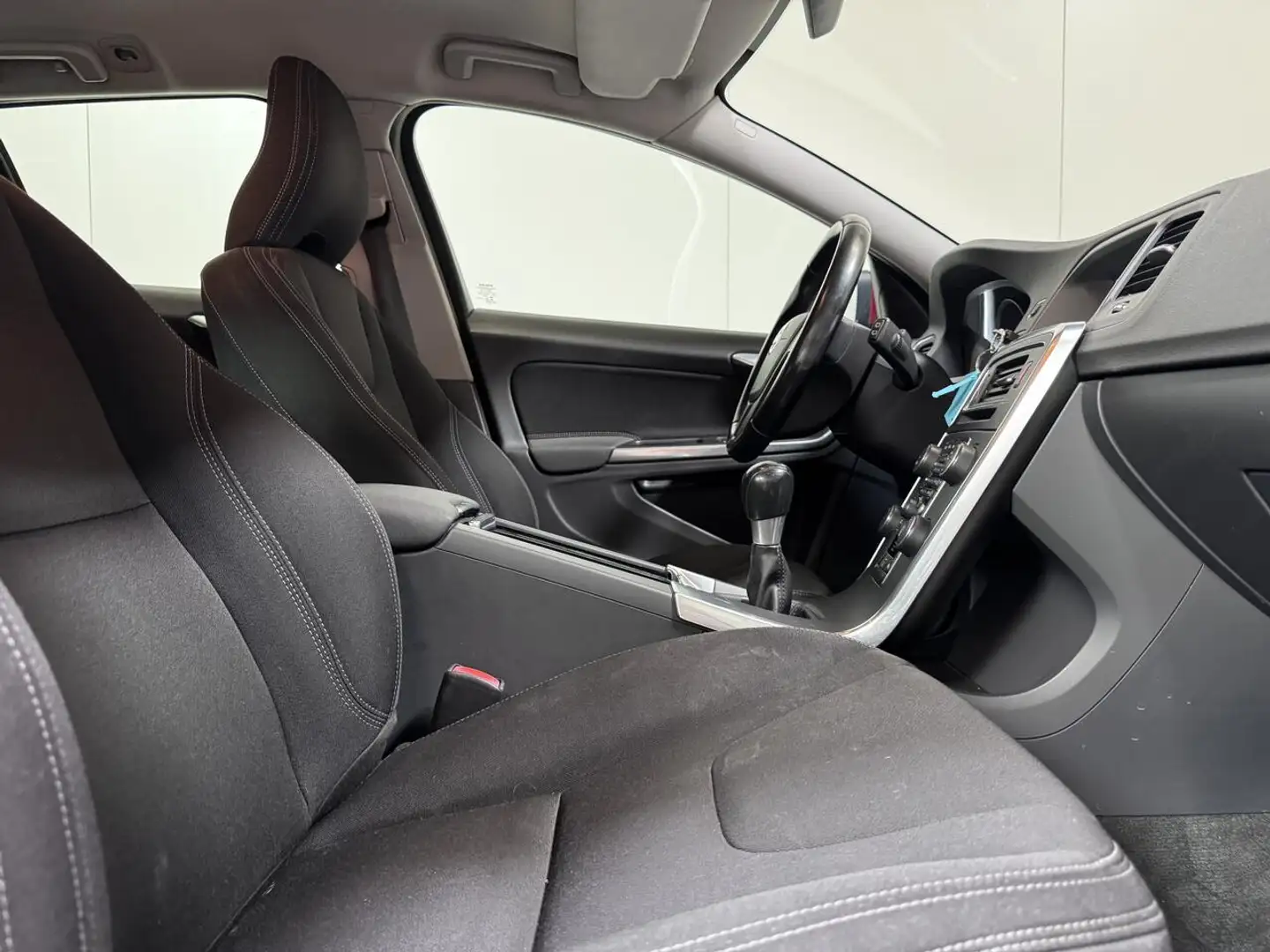 Volvo V60 1.6 Diesel Man. - GPS - Airco - Topstaat! Rouge - 2