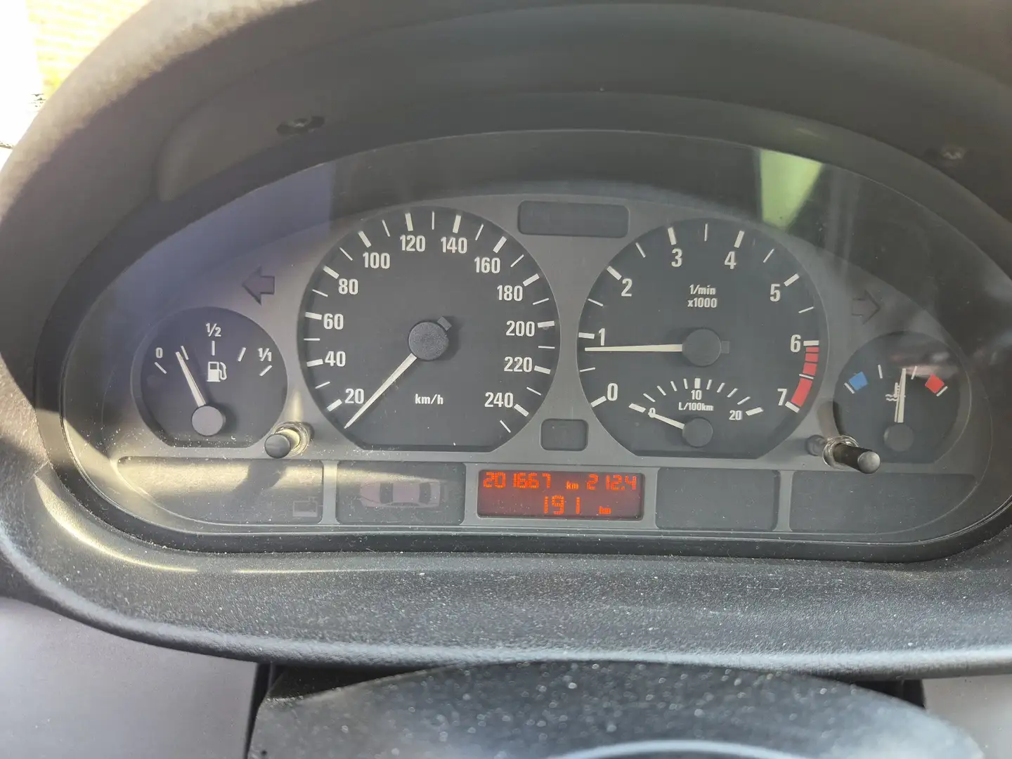 BMW 330 316ti Grijs - 1