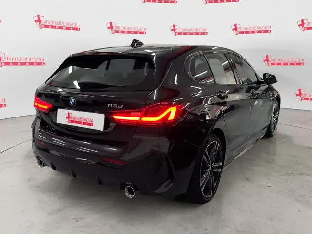 BMW 1 Series view 4