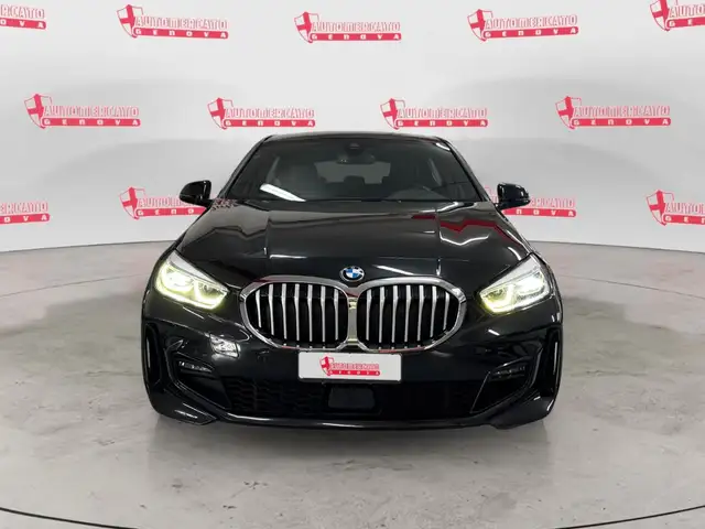 BMW 1 Series view 6