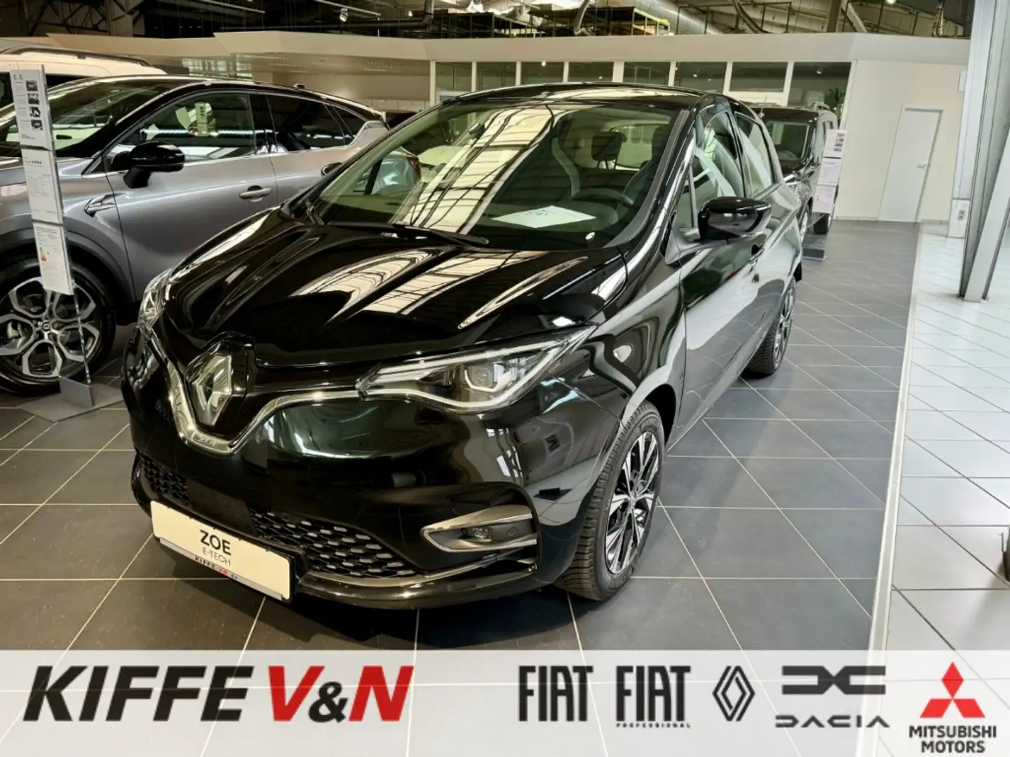 Renault ZOE Evolution R135 Z.E 50 CCS KAMERA NAVI LED SHZ PDC Siyah - 1