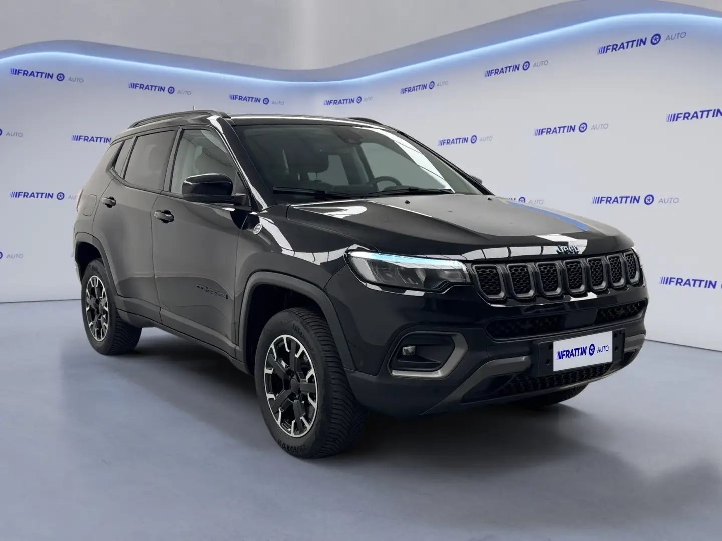 Jeep Compass 1.3 Turbo T4 240 CV PHEV AT6 4xe Trailhawk Nero - 2