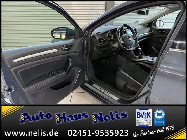 Renault Megane view 7
