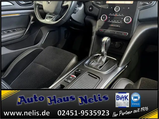 Renault Megane view 15