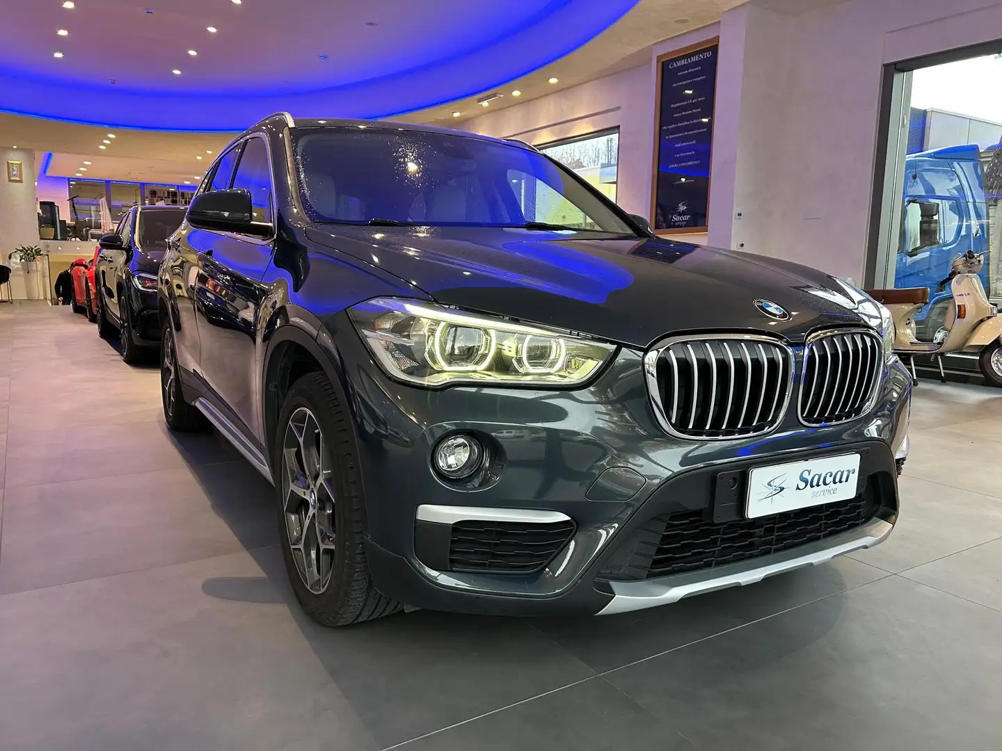 BMW X1 X1 xdrive18d xLine auto Grigio - 2